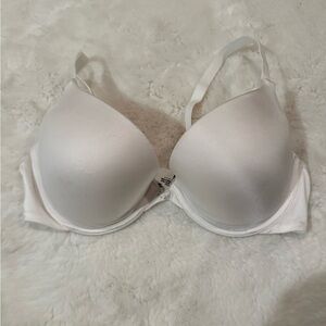 Maidenform Classic White Lingerie 32D